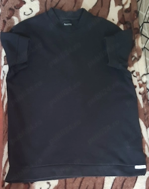 Tricou Bershka 