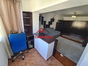 Garsoniera in Campina--250e - imagine 7
