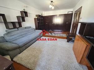 Garsoniera in Campina--250e - imagine 4