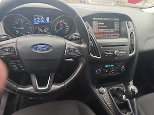 Vând Ford focus mk3 facelift  - imagine 6