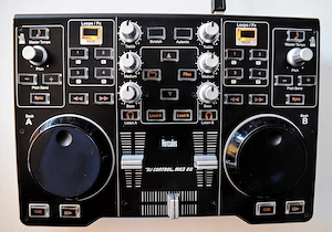 vand Mini consola dj Hercules MP3 e2