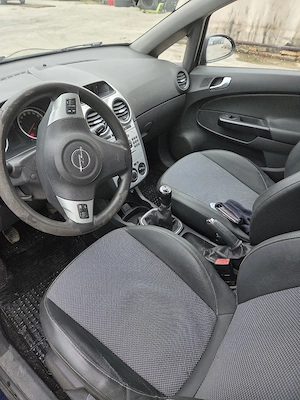 Opel Corsa D 1.3cdti 2011 E5 - imagine 3