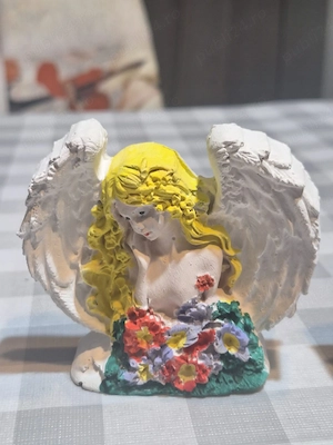 figurine din ipsos pictate