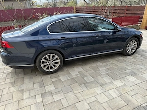 Volkswagen Passat Highline - imagine 3