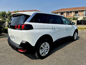 Peugeot 5008 - imagine 5