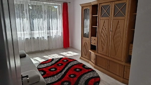 Se da in chirie apartament cu 3 camere.