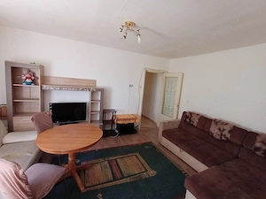Apartament 3 camere, zona 14 Mai - imagine 2