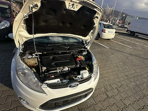 Ford fiesta 2012 - imagine 2