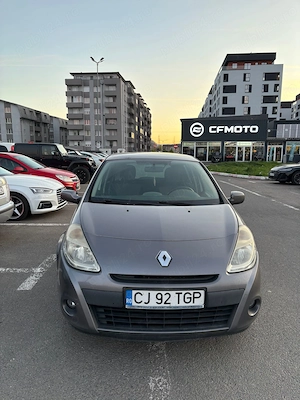 Renault Clio 3 de vânzare, anul 2011 - imagine 2