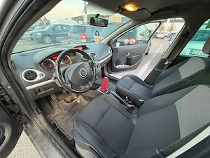 Renault Clio 3 de vânzare, anul 2011 - imagine 5