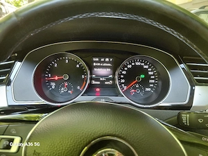 Volkswagen Passat 2017 150CP - imagine 8
