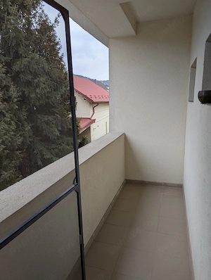 Apartament 2 camere decomandat, zonă deosebita - imagine 4