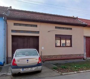 Casă de vânzare în Caransebeș. Preț negociabil !