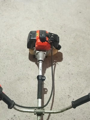 motocoasa sthil 490 