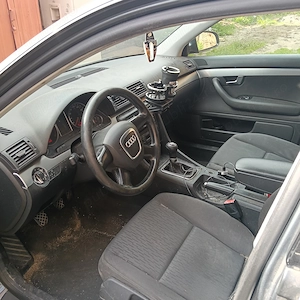 De vânzare Audi A4 an 2005 motor 2 l diesel  - imagine 4