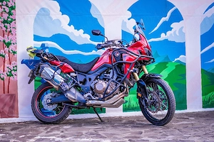 Vând Africa Twin 1000 manuala 2017 - imagine 4