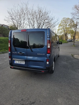 Renault Trafic 8+1 - imagine 4