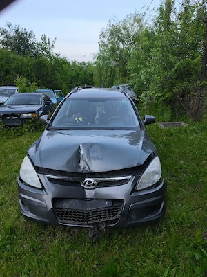Vand Hyundai i30 1.6 CRDI 2009 break pentru dezmembrare - imagine 2