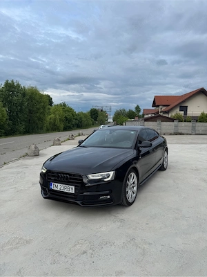 Audi A5 quattro S tronic S-Line 190hp distronic lane assist keyless