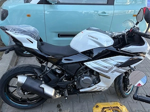 cf moto 300 sr 2026