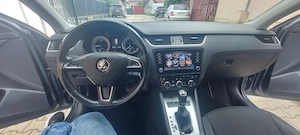 Skoda Octavia 1.6 TDI Ambition DSG AD Blue - imagine 6