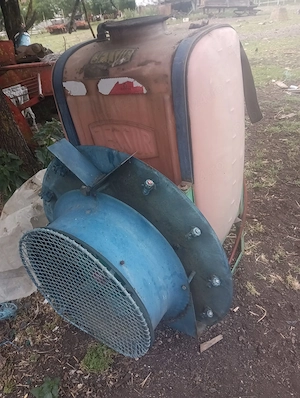 Atomizator stropit pomi vie 200 litri 