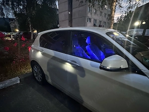 BMW seria 1, 2.0 D 184 cp - imagine 5