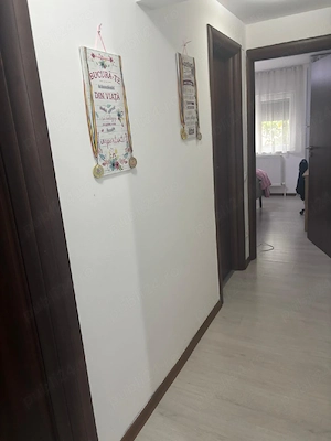 Vand   Schimb apartament 2 camere - imagine 4
