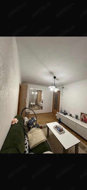 Inchiriez Ap 2 Camere zona Valea Lunga  - imagine 2