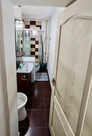 Vand Garsoniera zona Tic Tac ostroveni 29m2 Etaj 1 - imagine 6