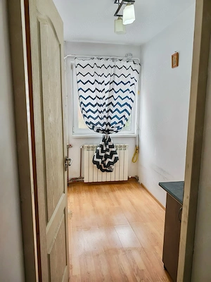 Vand Garsoniera zona Tic Tac ostroveni 29m2 Etaj 1 - imagine 2
