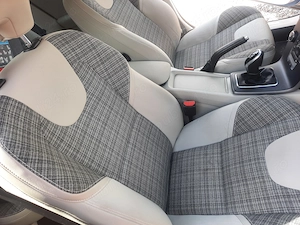 Vând Volvo V40 impecabilă 