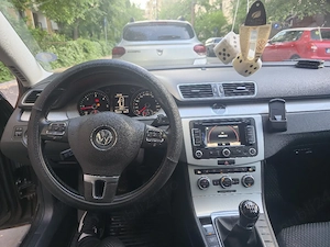 De vânzare Volkswagen Passat B7 Break BlueMotion   1.6 TDI, 120 CP, 2013 - imagine 4