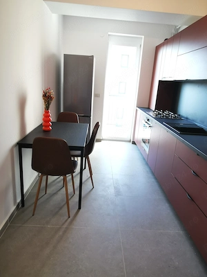 Inchiriez apartament nou 2 camere  - imagine 5
