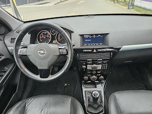 Opel Astra 1.9 diesel 150 cp - imagine 8