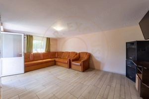 Casă renovată 2022, 3 camere, 1034 mp teren, încălzire în pardoseală  - imagine 15