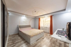 Casă renovată 2022, 3 camere, 1034 mp teren, încălzire în pardoseală  - imagine 3