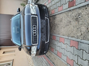 Vând A4 b6 1.9tdi 131cp cod motor AVF adusă din Italia (0 rugină)