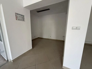 FOR RENT   Spatiu Comercial PARTER   Iosia 50mp langa Hotel Corola, posibilitate cazare   apartament - imagine 6