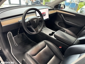 Vand Schimb Tesla Model Y 4x4 Long Range Dual Motor AWD baterie 82 kw - imagine 6
