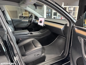 Vand Schimb Tesla Model Y 4x4 Long Range Dual Motor AWD baterie 82 kw - imagine 8