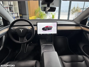 Vand Schimb Tesla Model Y 4x4 Long Range Dual Motor AWD baterie 82 kw - imagine 9