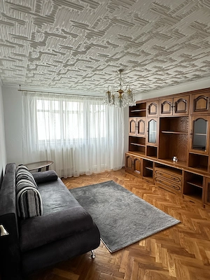 Apartament 4 camere de închiriat, zona Crisan, centrală proprie, AC