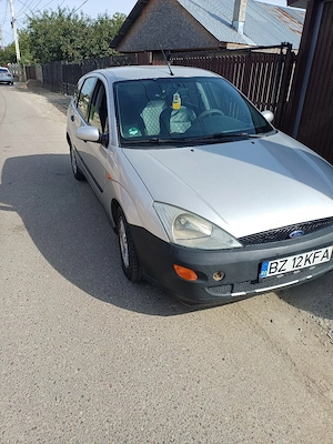 vand ford focus  - imagine 5
