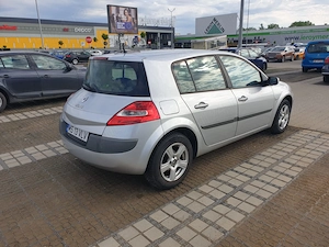 Renault Megane 2 Facelift | 1.5 dCi 110 CP | 160.000 KM Reali | Keyless | Clima - imagine 8