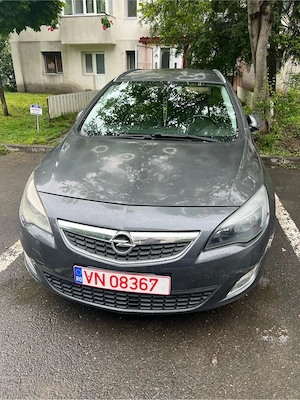 Opel Astra J 2011, motor 1.7 DIESEL - imagine 5