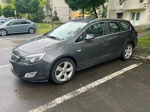 Opel Astra J 2011, motor 1.7 DIESEL