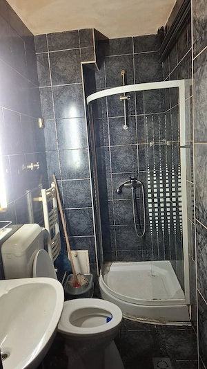 Apartament de renovat - imagine 4