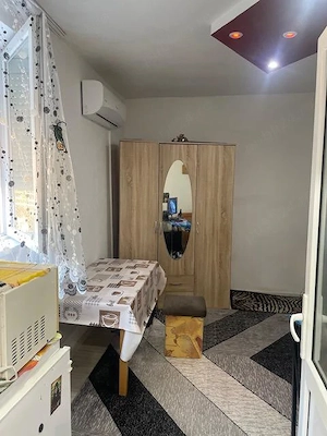 Vand garsoniera , str.Cernei nr.40 B , parter , langa liceul A.Vlaicu - imagine 3