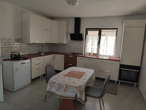 inchiriz apt 3 camere - imagine 3